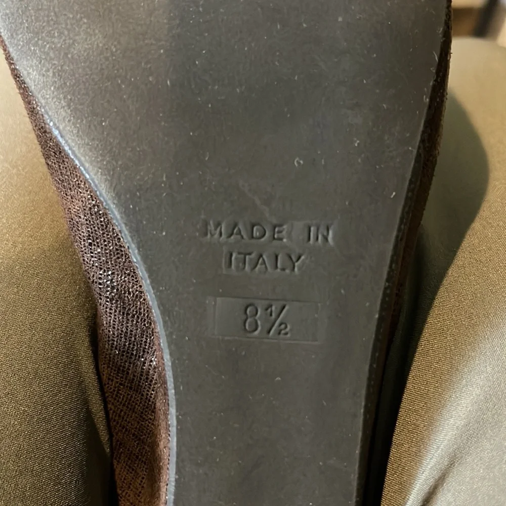 NIB FSNY Brown Suede Gumdrop wedge shoe size 8.5